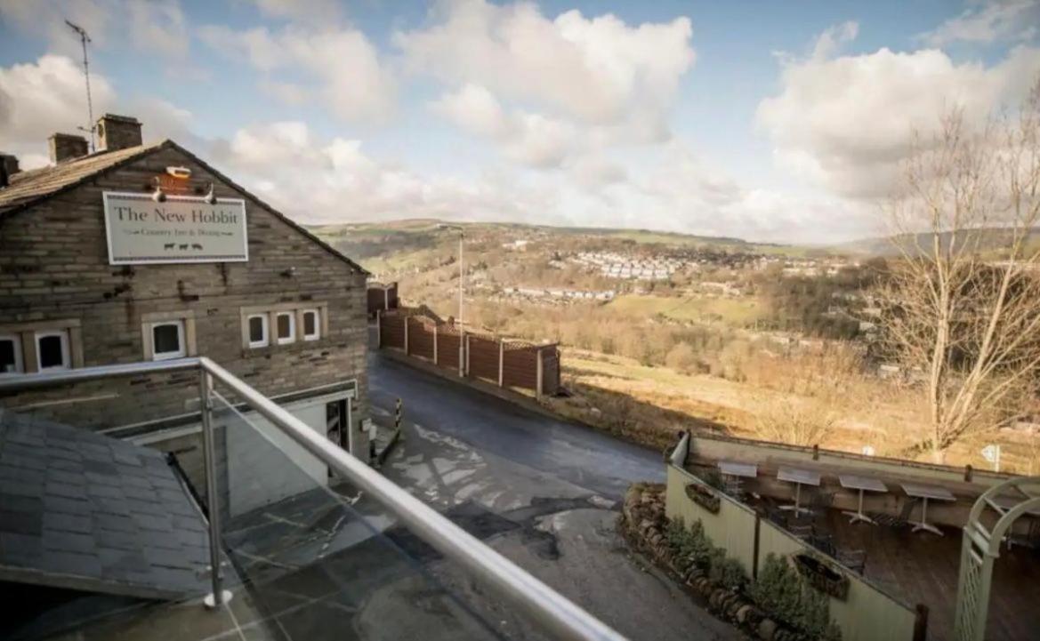 The New Hobbit Hotel Rooms ฮาลิแฟกซ์ ภายนอก รูปภาพ
